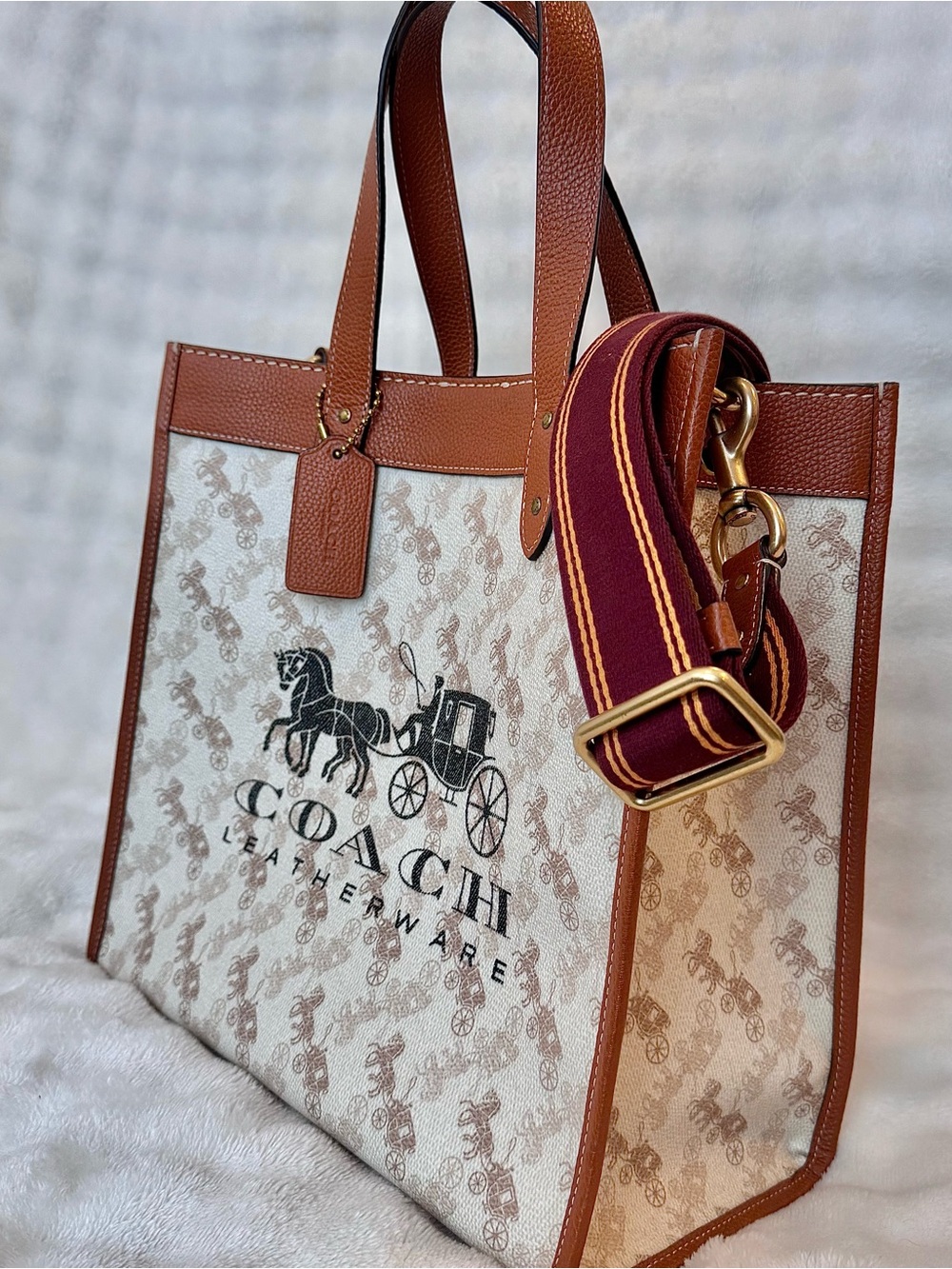 Coach Field Tote in Signature Canvas, Horse and Carriage